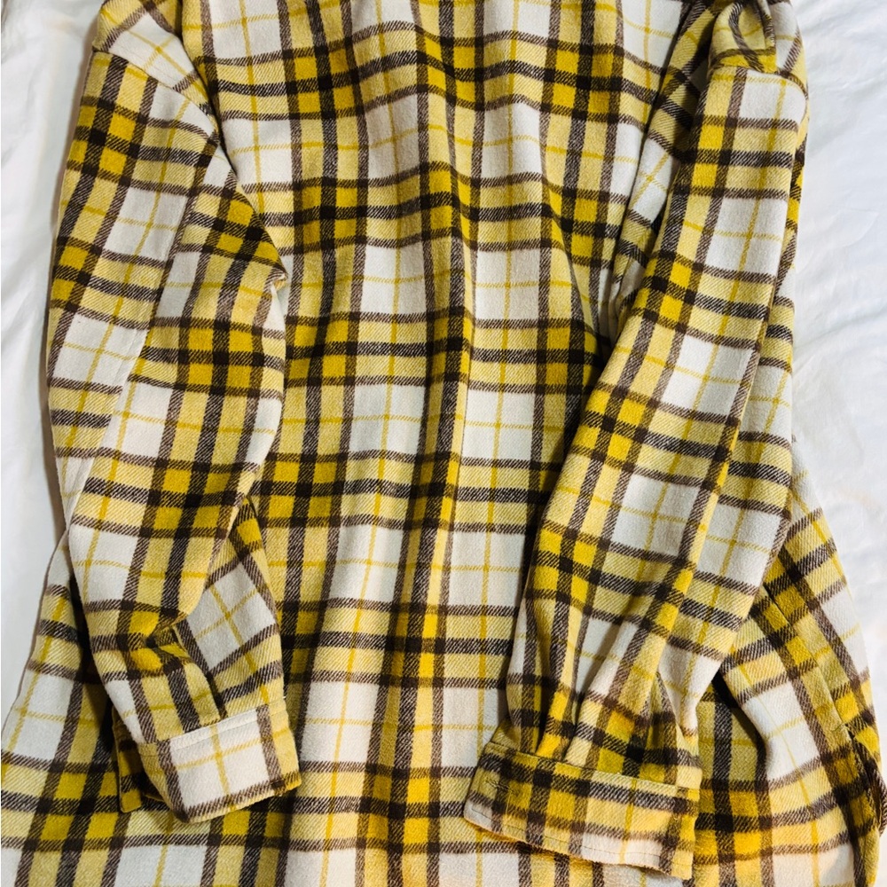 Wild Fable oversized shirt-jacket. Very cute patch pockets, button up, soft. - Picture 3 of 5
